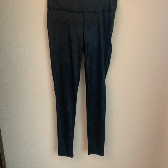 Pleather leggings - Picture 1 of 5